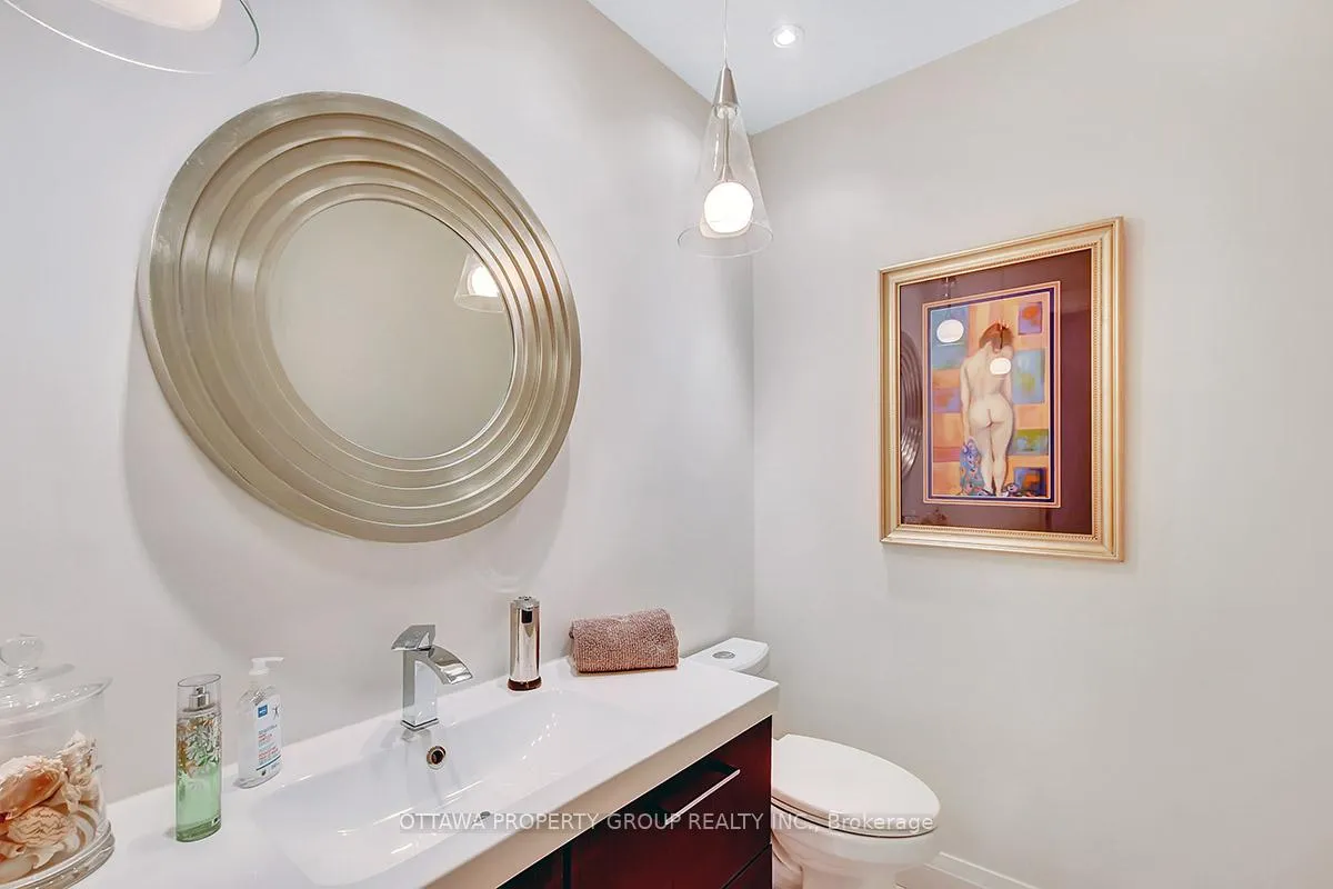 Photo 17 of Unit A, 10 Chestnut Street, Ottawa, Ottawa East — HOMEH