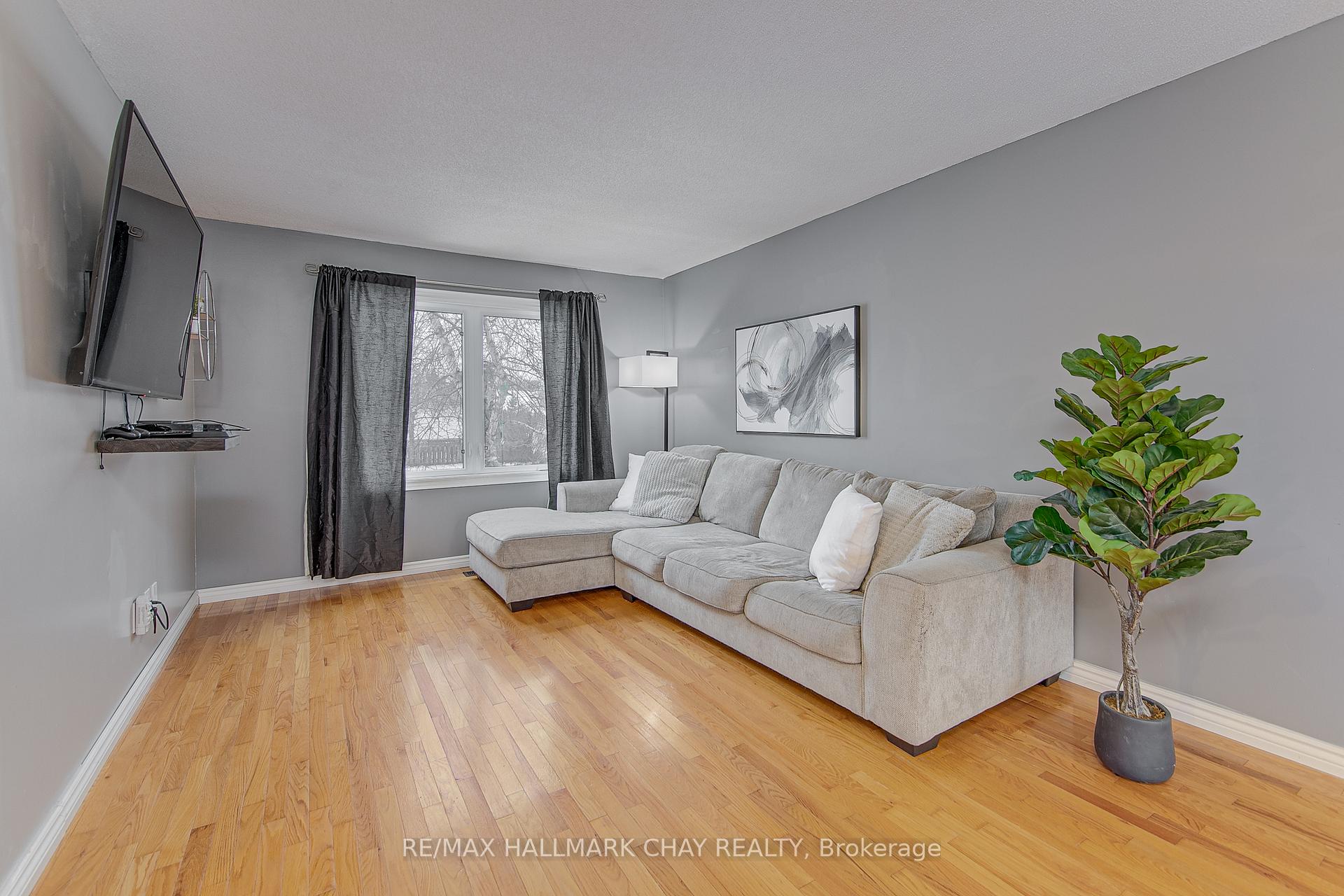 Photo 3 of 65 Sandy Lane, Essa, Angus — HOMEH