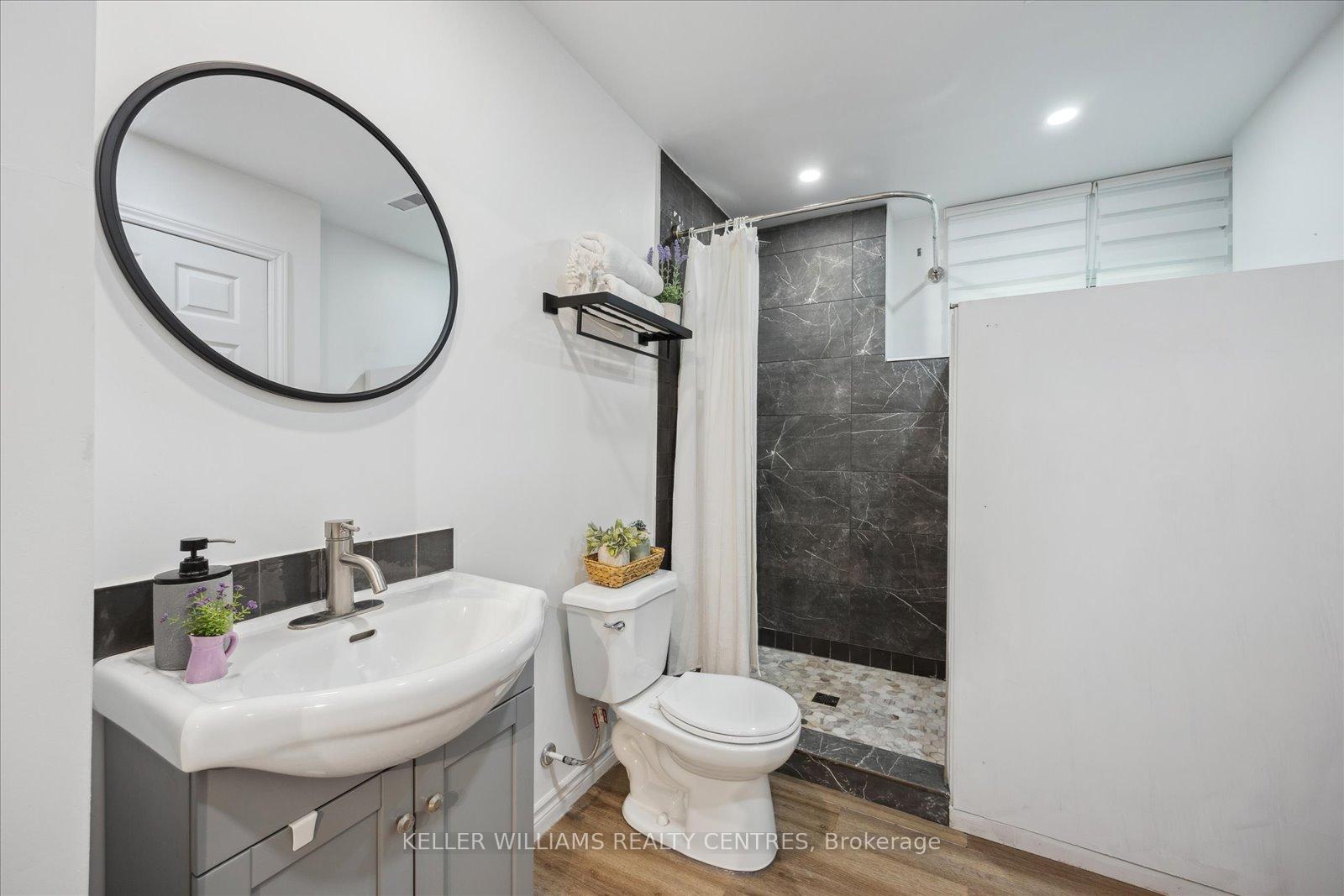 Photo 19 of 26 Evans Avenue, Georgina, Sutton & Jackson's Point — HOMEH