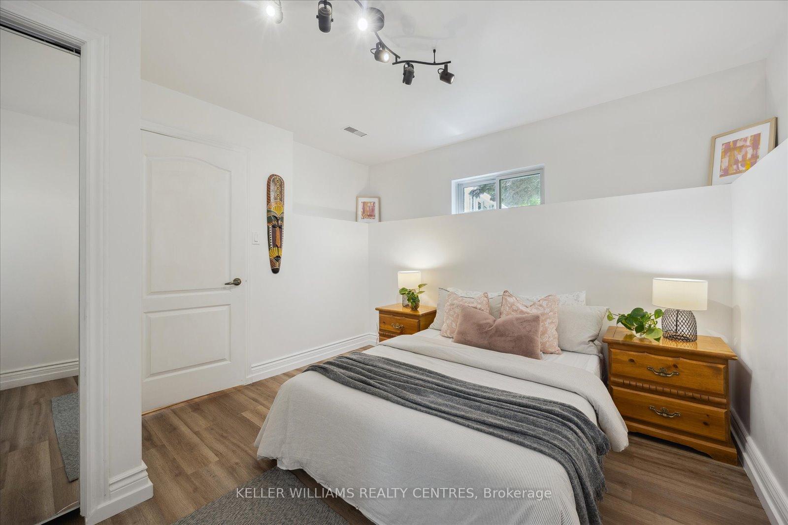 Photo 20 of 26 Evans Avenue, Georgina, Sutton & Jackson's Point — HOMEH