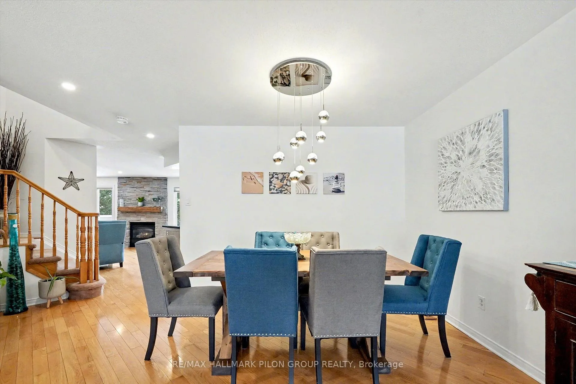Photo 6 of 2112 Sandy Oaks Drive, Ottawa, Chapel Hill South - Orleans Village — HOMEH
