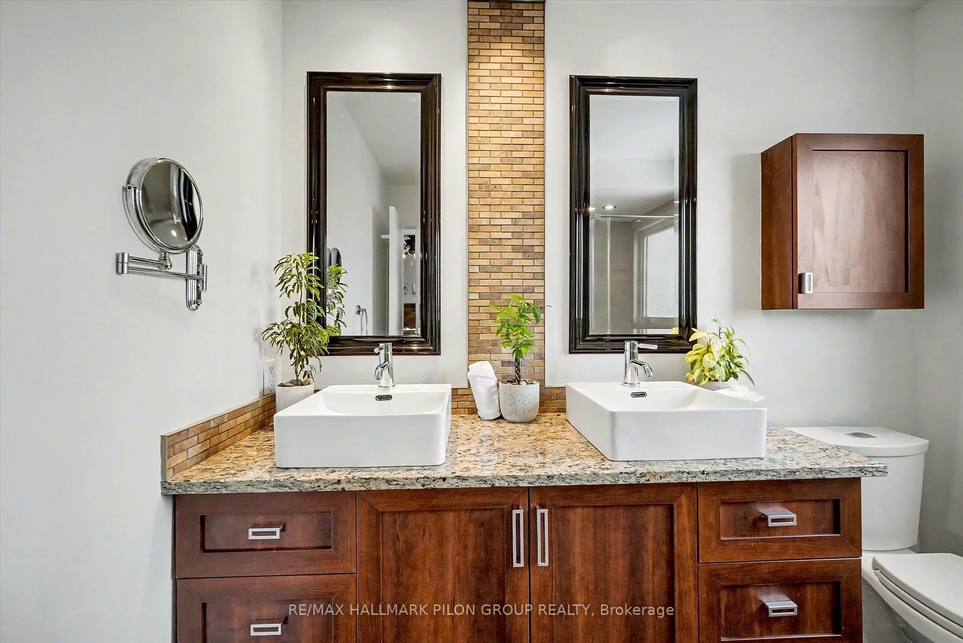 Photo 19 of 2112 Sandy Oaks Drive, Ottawa, Chapel Hill South - Orleans Village — HOMEH