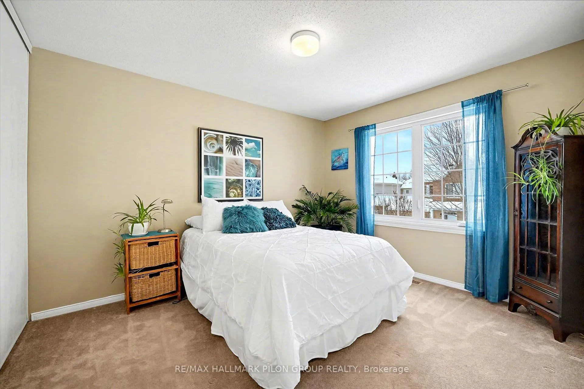 Photo 21 of 2112 Sandy Oaks Drive, Ottawa, Chapel Hill South - Orleans Village — HOMEH