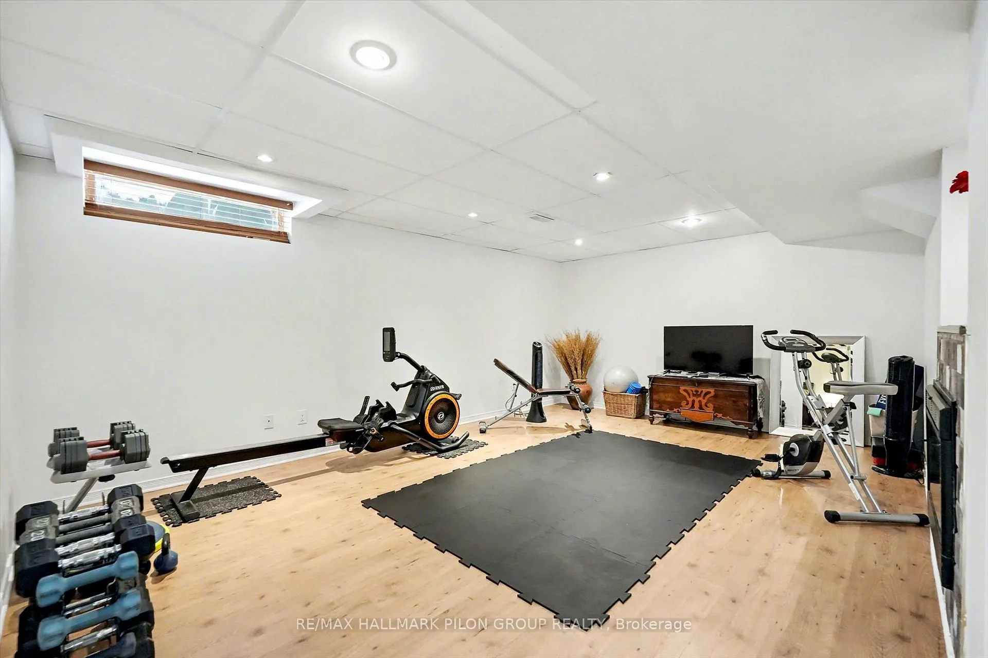 Photo 24 of 2112 Sandy Oaks Drive, Ottawa, Chapel Hill South - Orleans Village — HOMEH