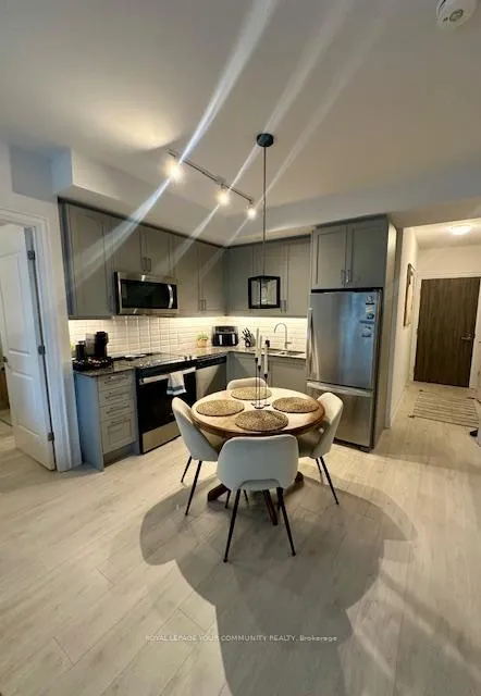 Photo 4 of Unit 1409, 10 Gatineau Drive, Vaughan, Beverley Glen — HOMEH