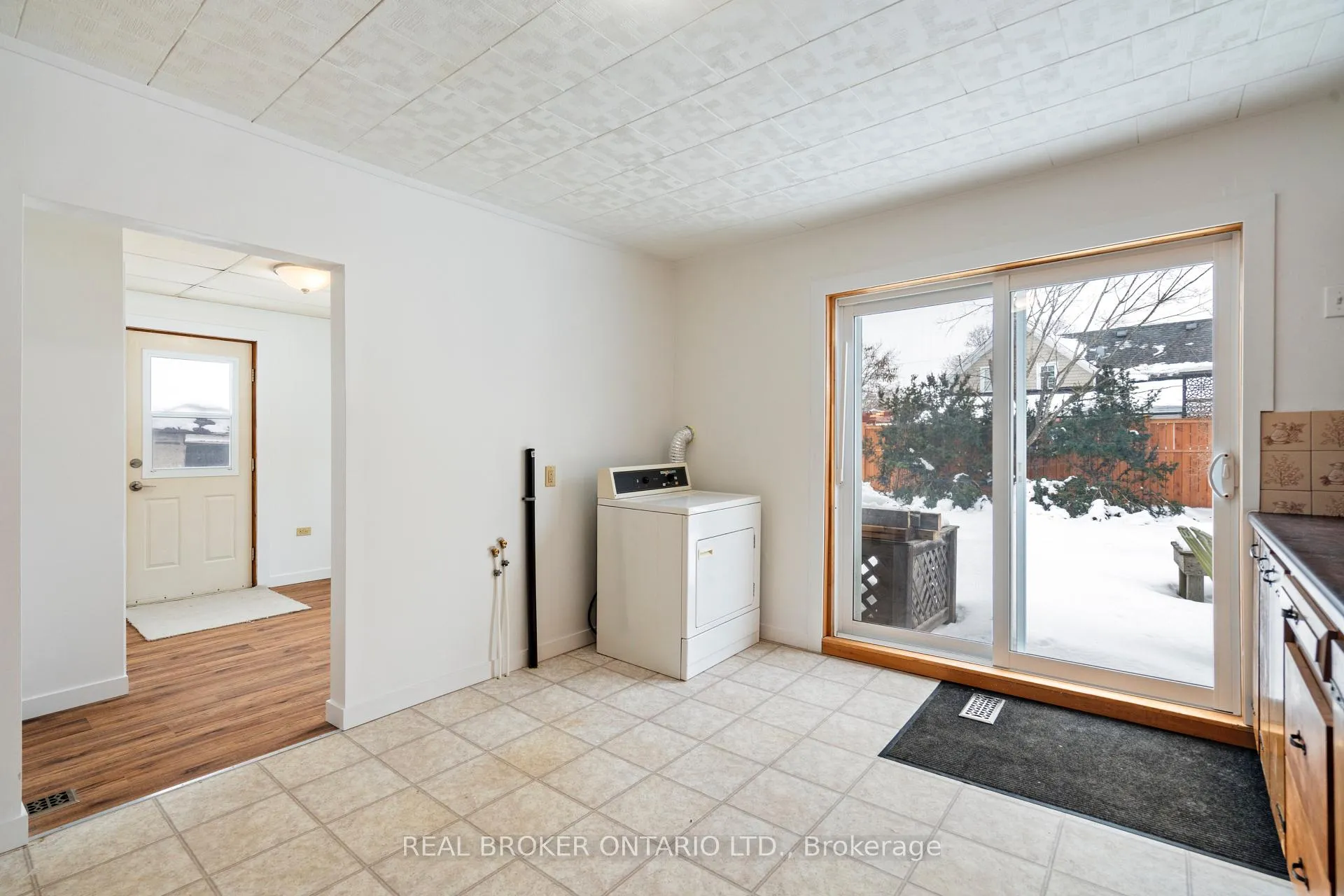 Photo 14 of 134 Catharine Street, Carleton Place — HOMEH