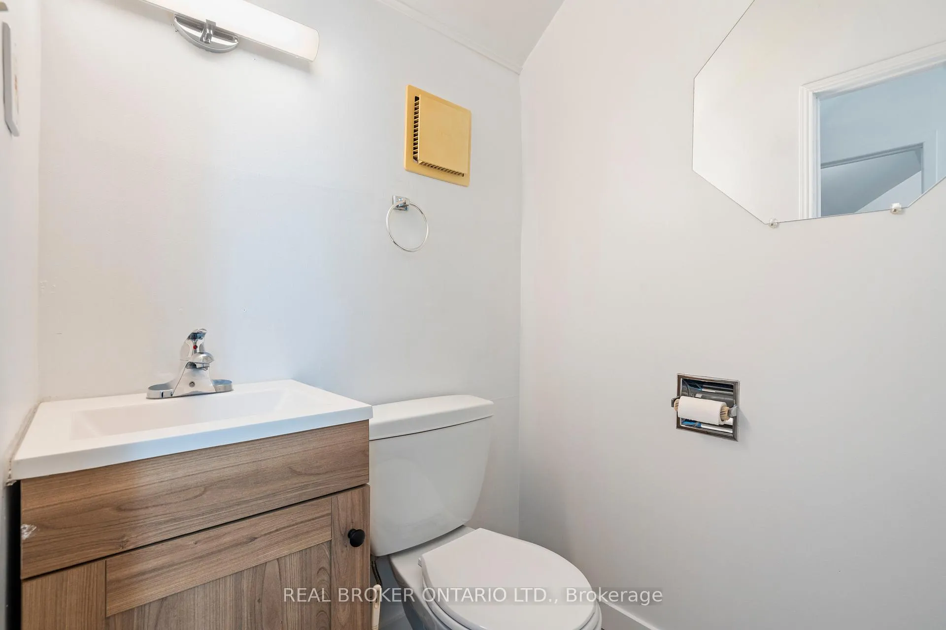 Photo 33 of 134 Catharine Street, Carleton Place — HOMEH