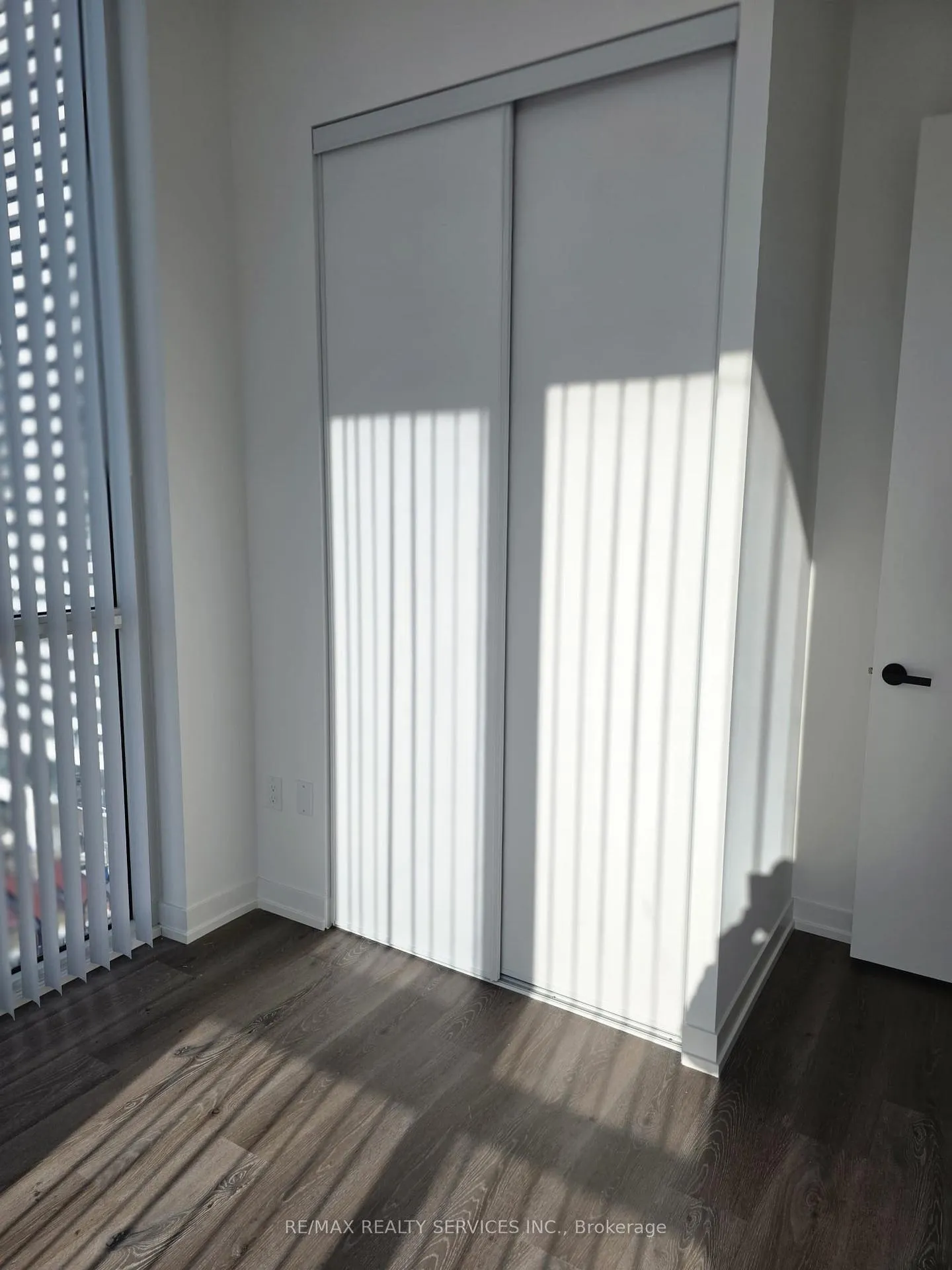 Photo 13 of Unit 1912, 28 Interchange Way, Vaughan, Vaughan Corporate Centre — HOMEH