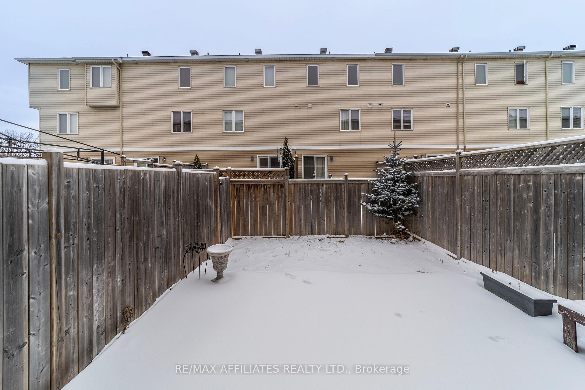 Photo 4 of 205 Kennevale Drive, Ottawa, Barrhaven - Cedargrove/Fraserdale — HOMEH