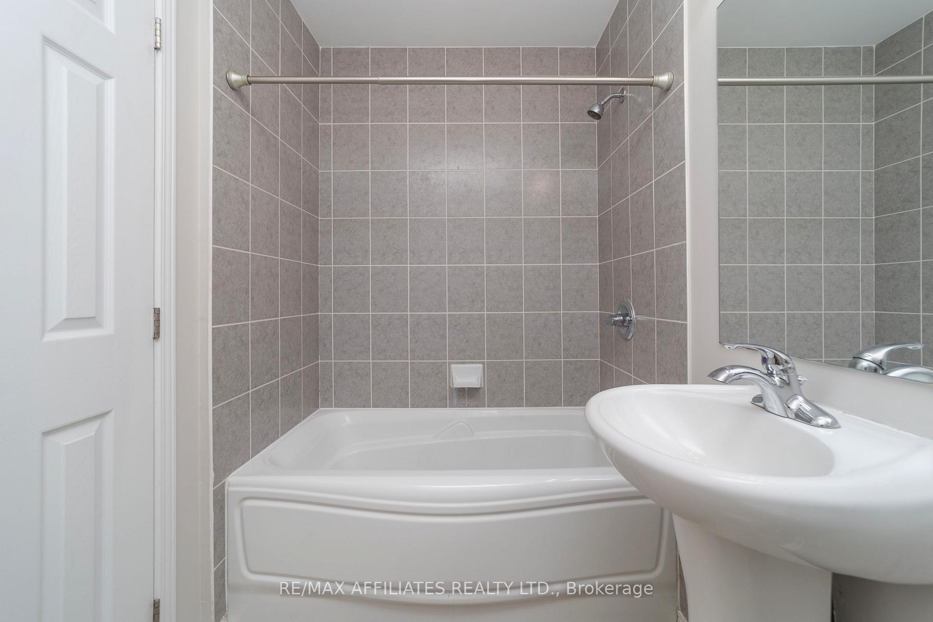 Photo 6 of 205 Kennevale Drive, Ottawa, Barrhaven - Cedargrove/Fraserdale — HOMEH