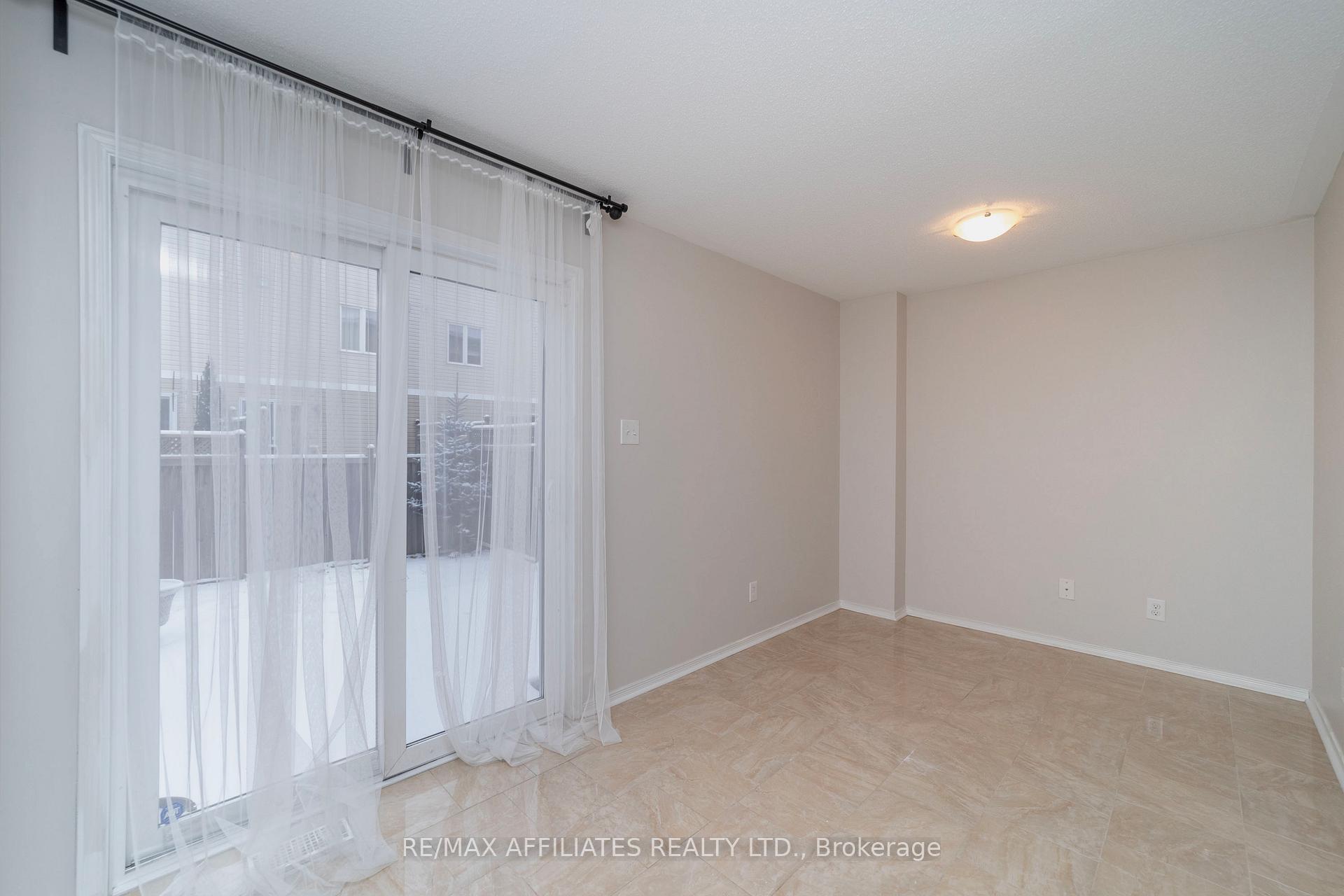 Photo 19 of 205 Kennevale Drive, Ottawa, Barrhaven - Cedargrove/Fraserdale — HOMEH