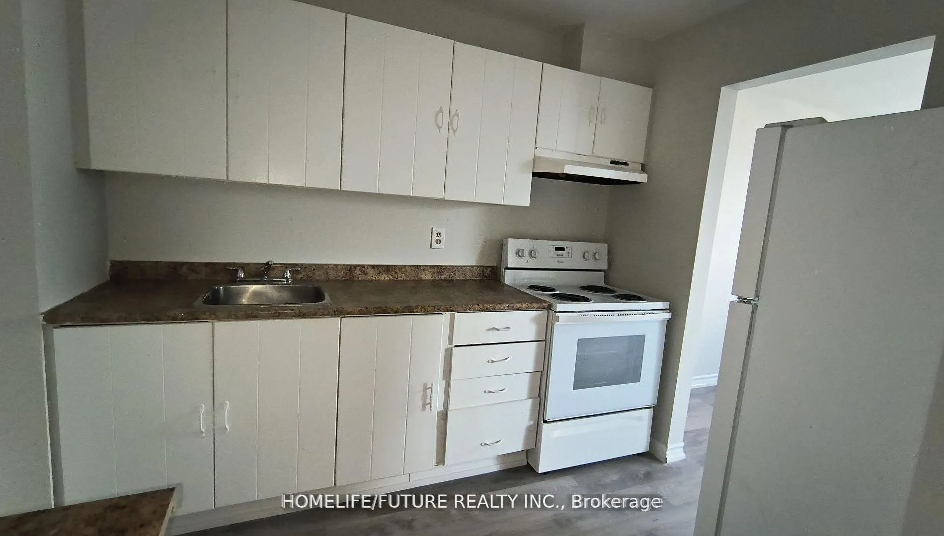 Photo 3 of Unit 404, 560 Bloor Street E, Oshawa, Farewell — HOMEH