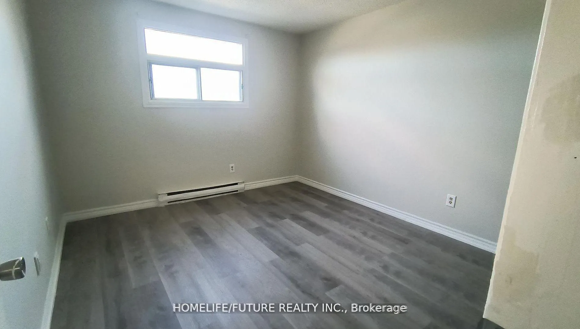 Photo 10 of Unit 404, 560 Bloor Street E, Oshawa, Farewell — HOMEH