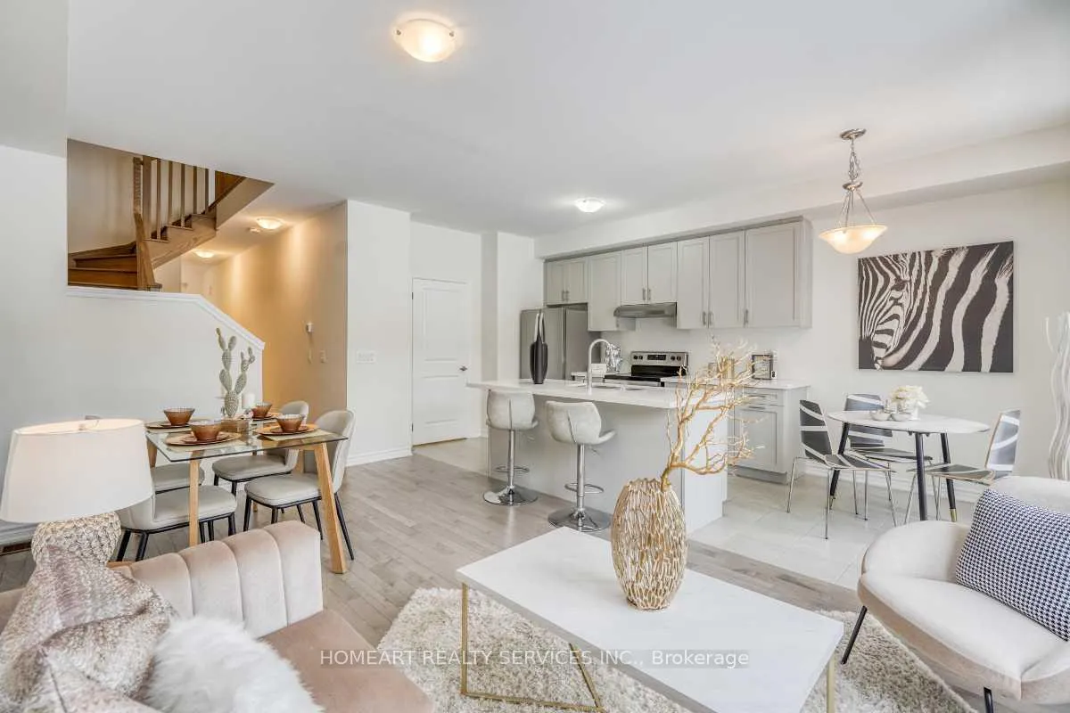 Photo 13 of 48 Harvey Bunker Crescent, Markham, Angus Glen — HOMEH