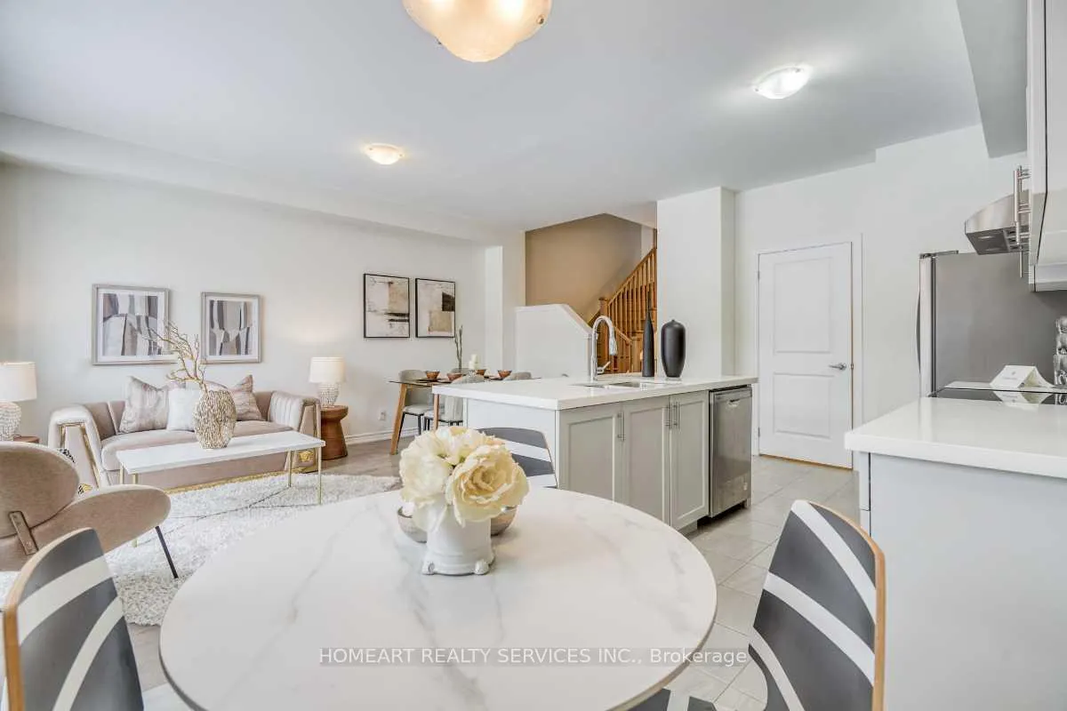 Photo 15 of 48 Harvey Bunker Crescent, Markham, Angus Glen — HOMEH