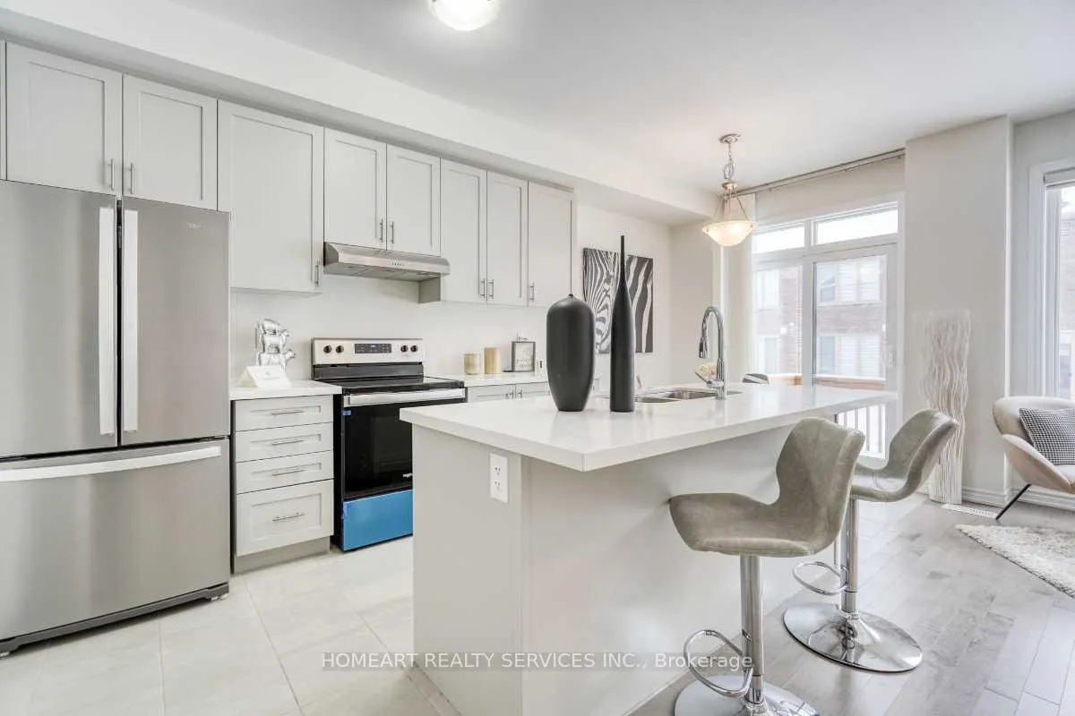 Photo 16 of 48 Harvey Bunker Crescent, Markham, Angus Glen — HOMEH