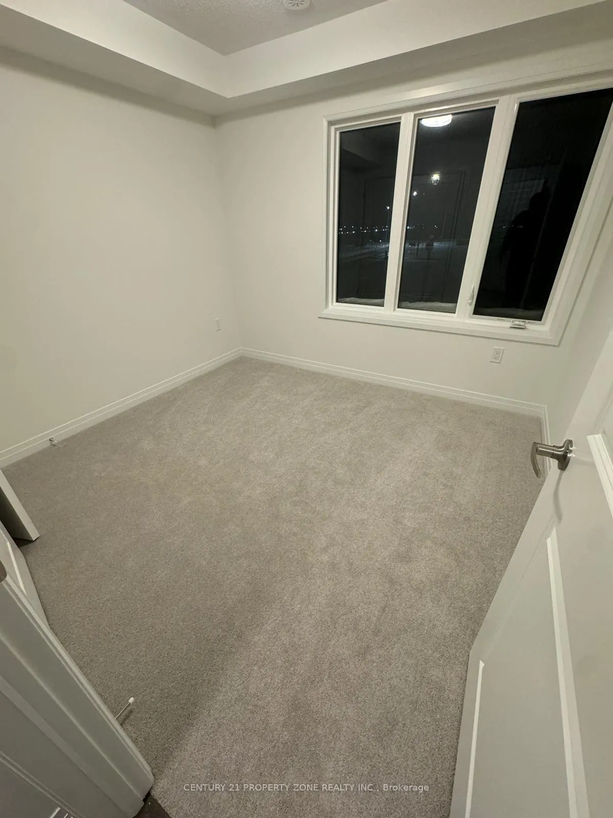 Photo 9 of Unit upper, 2 Timber fall Drive, Brampton, Northwest Brampton — HOMEH
