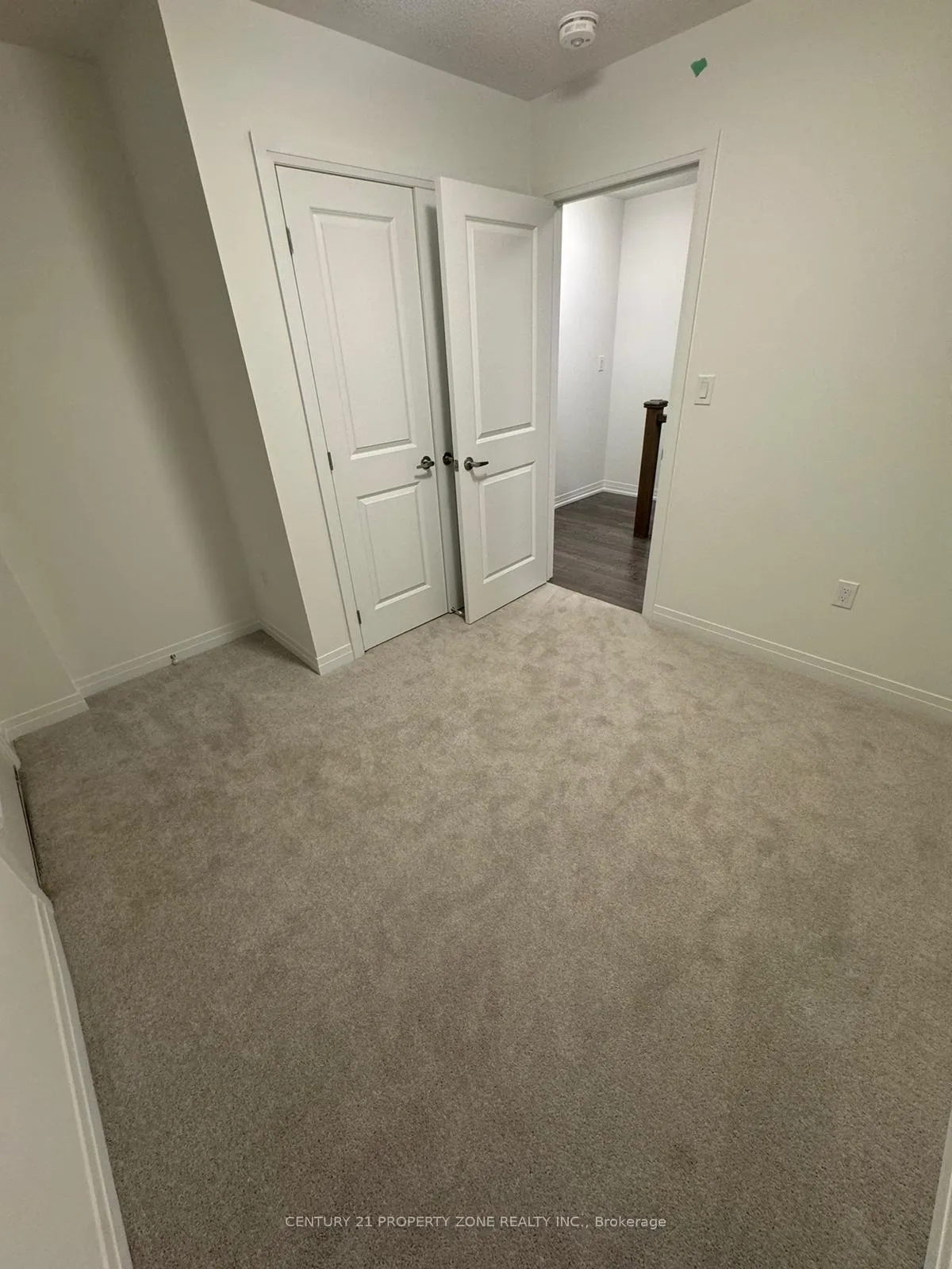 Photo 11 of Unit upper, 2 Timber fall Drive, Brampton, Northwest Brampton — HOMEH
