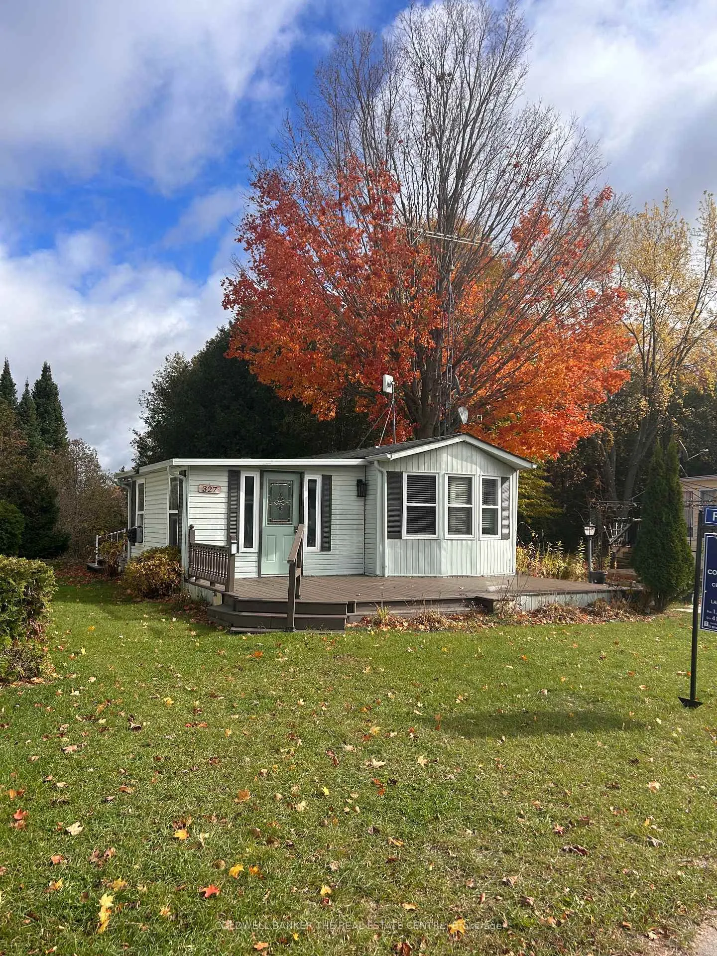 Photo 2 of Unit 327, 285 Crydermans Side Road, Georgina, Baldwin — HOMEH