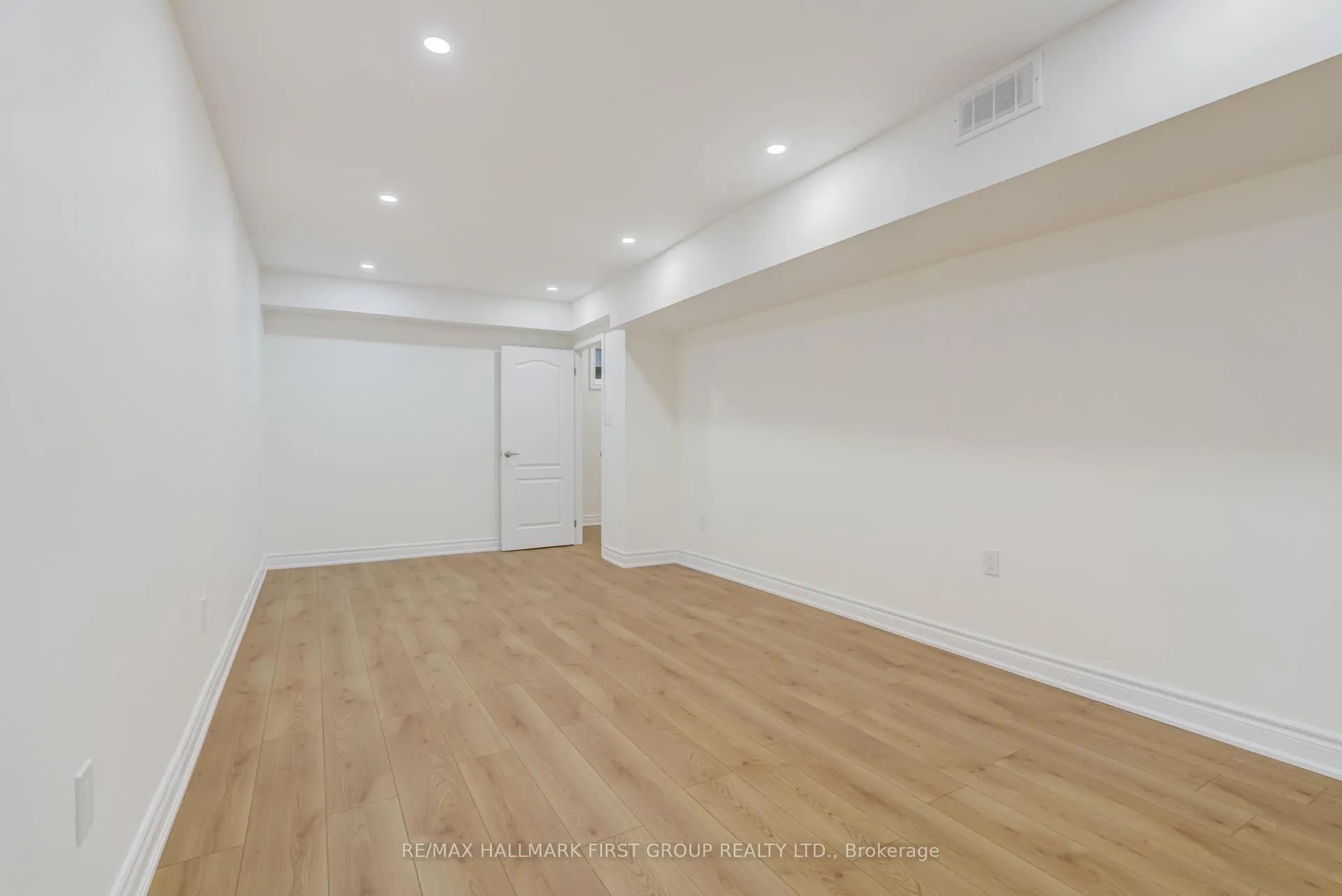 Photo 16 of Unit 55, 925 Bayly Street, Pickering, West Shore — HOMEH