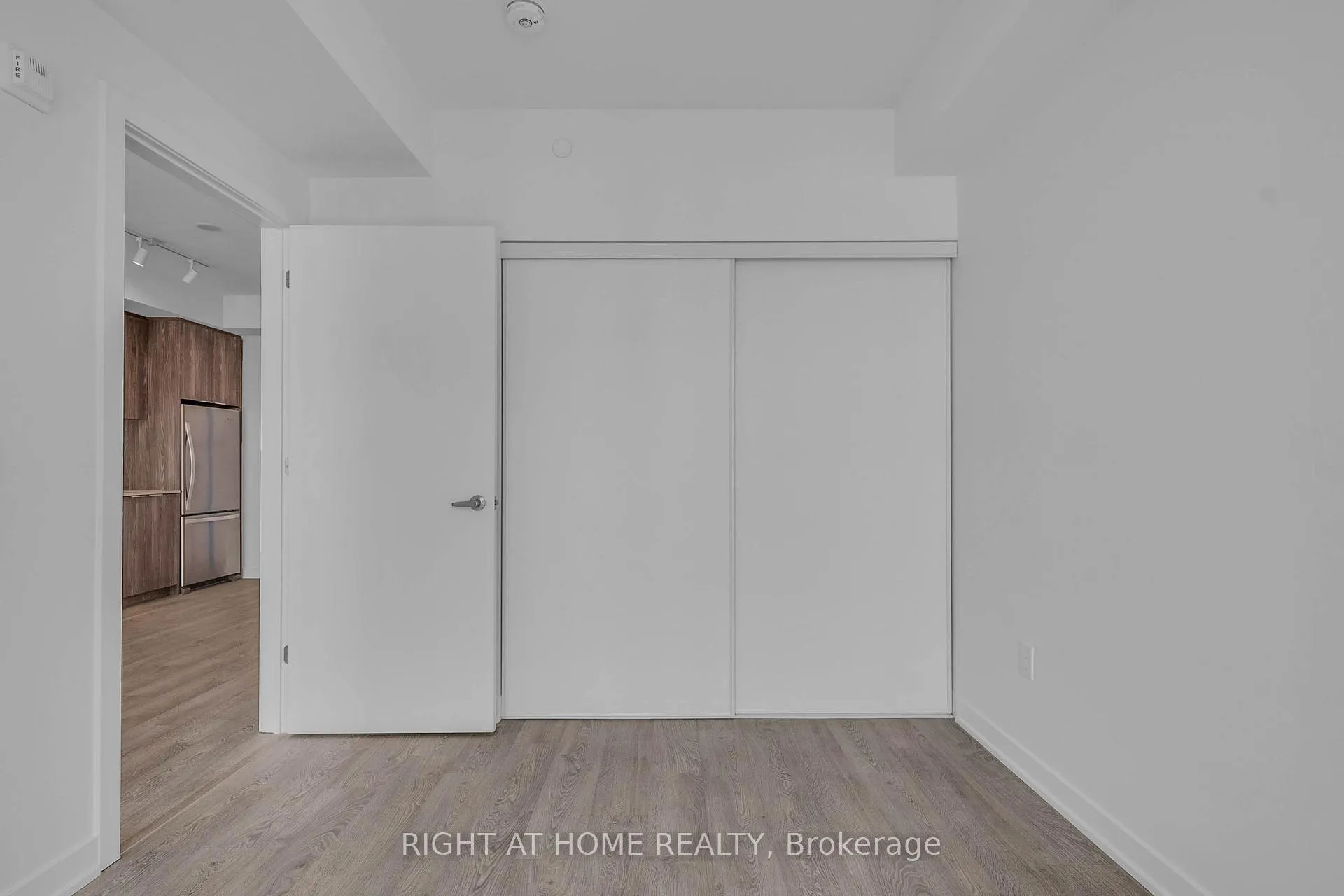 Photo 11 of Unit 607, 750 Whitlock Avenue, Milton, Cobban — HOMEH