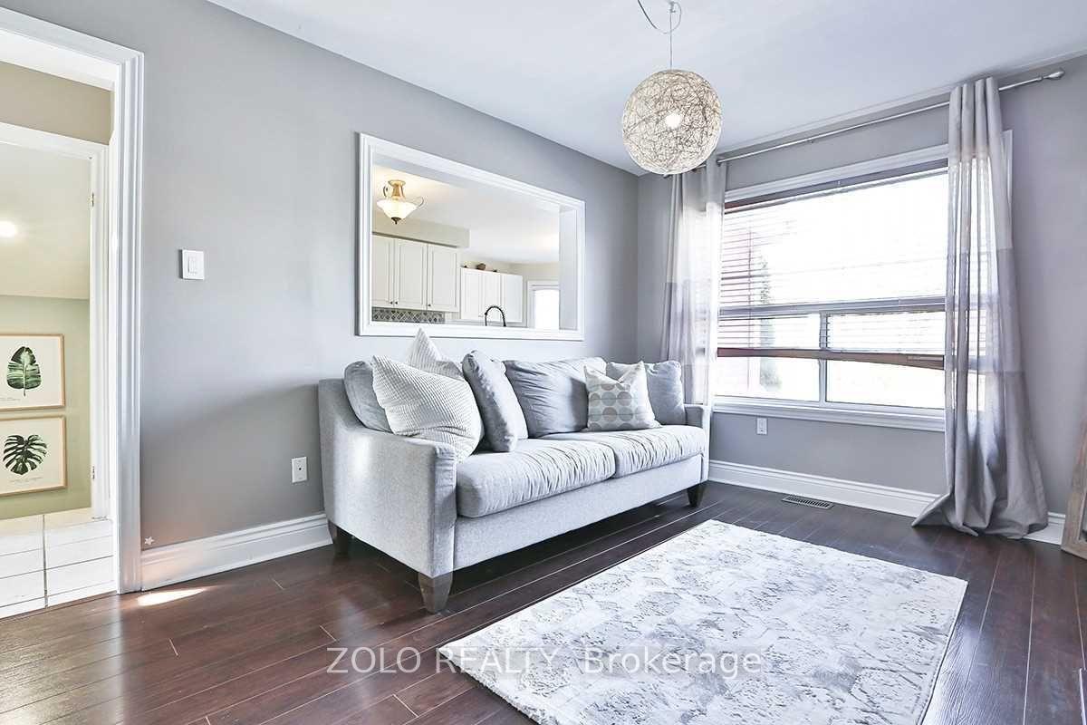Photo 2 of Unit Upper, 32 Amberview Drive, Georgina, Keswick South — HOMEH