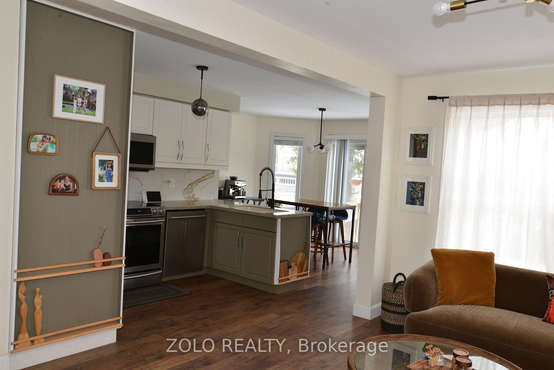 Photo 9 of Unit Upper, 32 Amberview Drive, Georgina, Keswick South — HOMEH