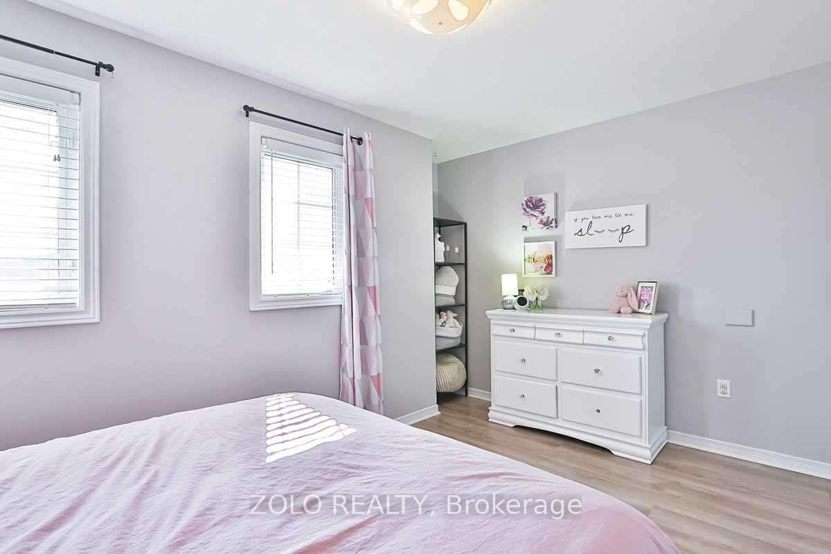 Photo 17 of Unit Upper, 32 Amberview Drive, Georgina, Keswick South — HOMEH