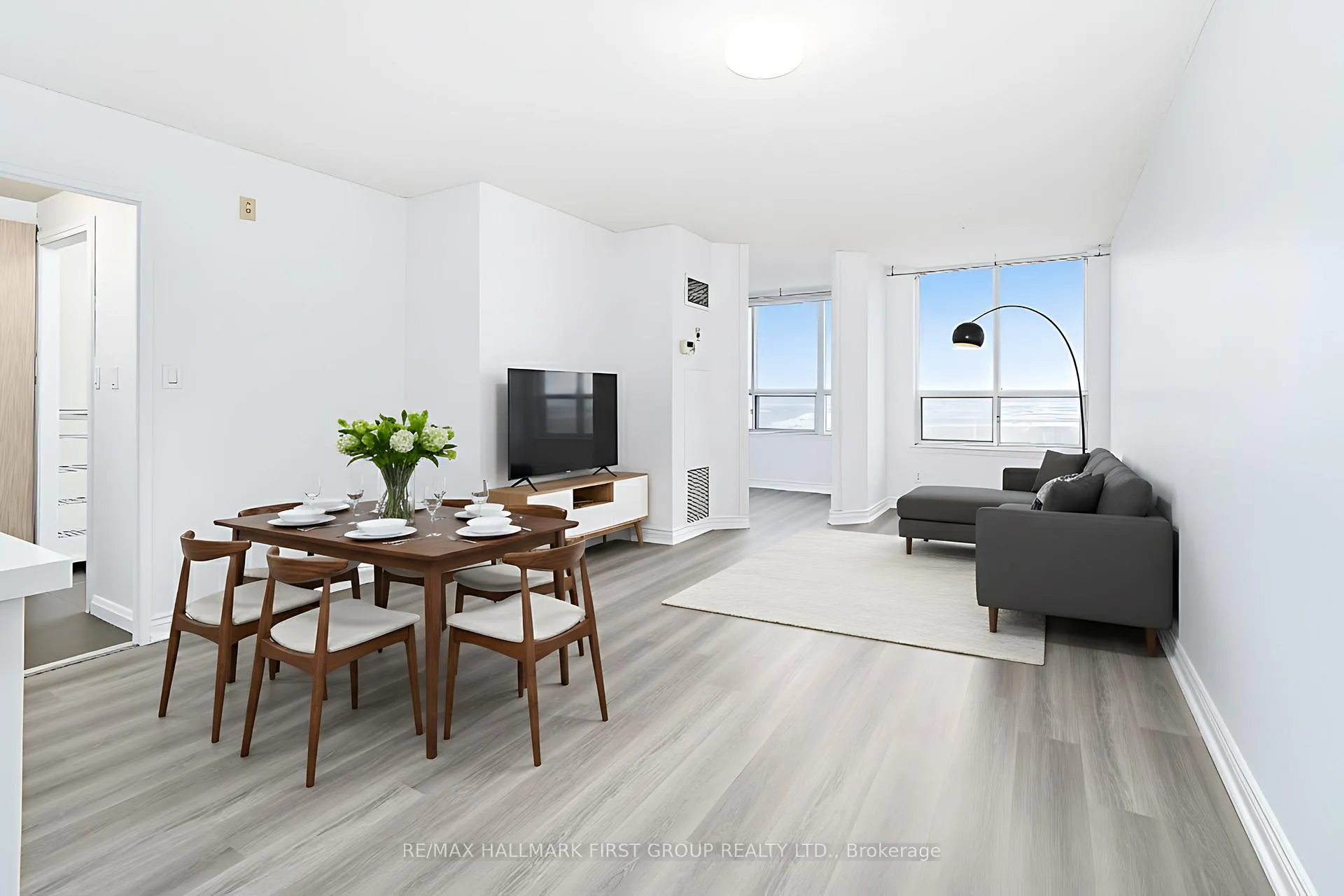 Photo 13 of Unit 801, 1625 Pickering Parkway, Pickering, Village East — HOMEH