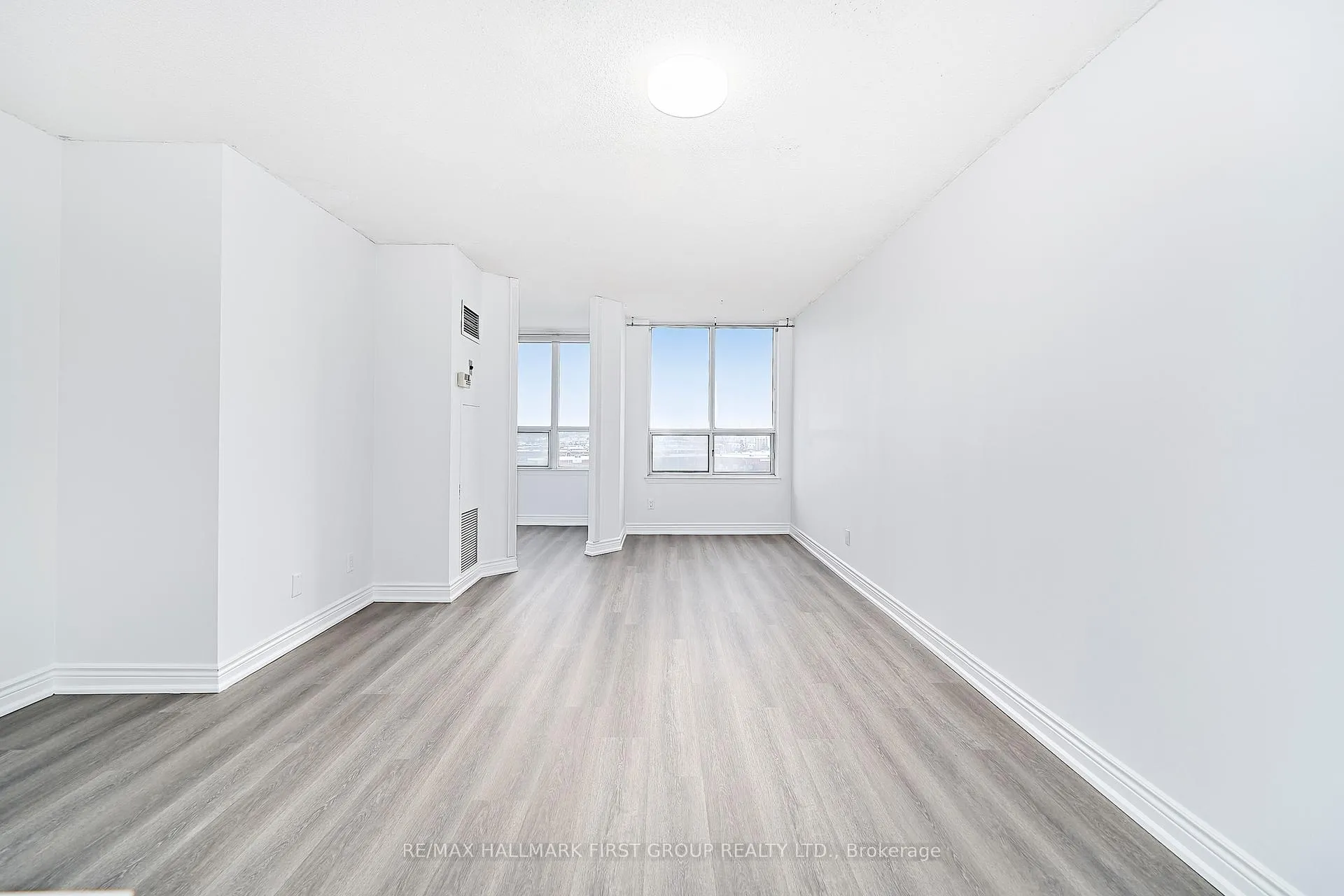 Photo 15 of Unit 801, 1625 Pickering Parkway, Pickering, Village East — HOMEH