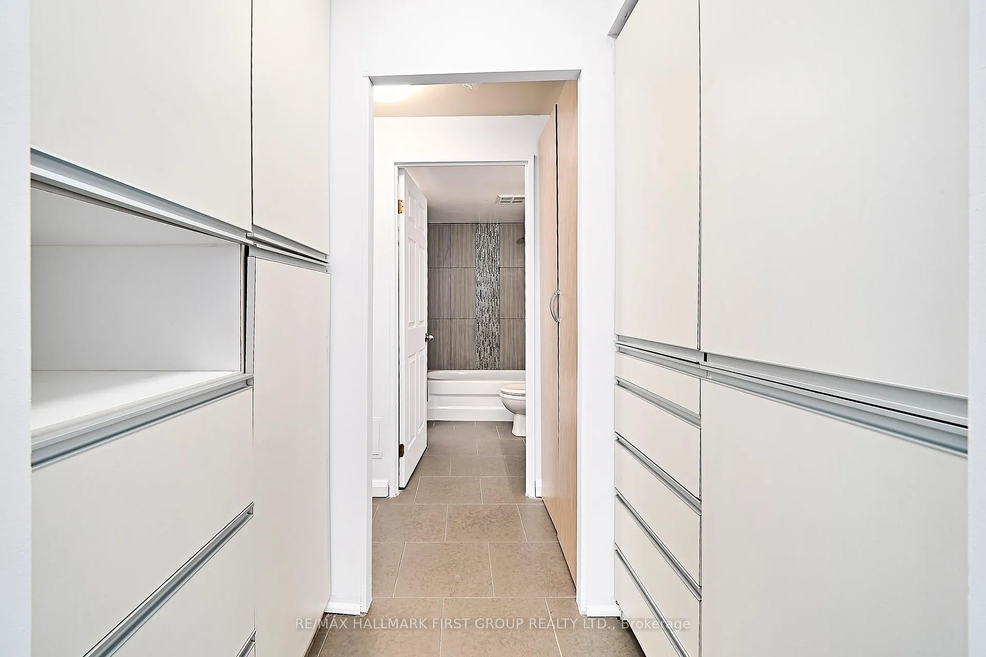 Photo 25 of Unit 801, 1625 Pickering Parkway, Pickering, Village East — HOMEH
