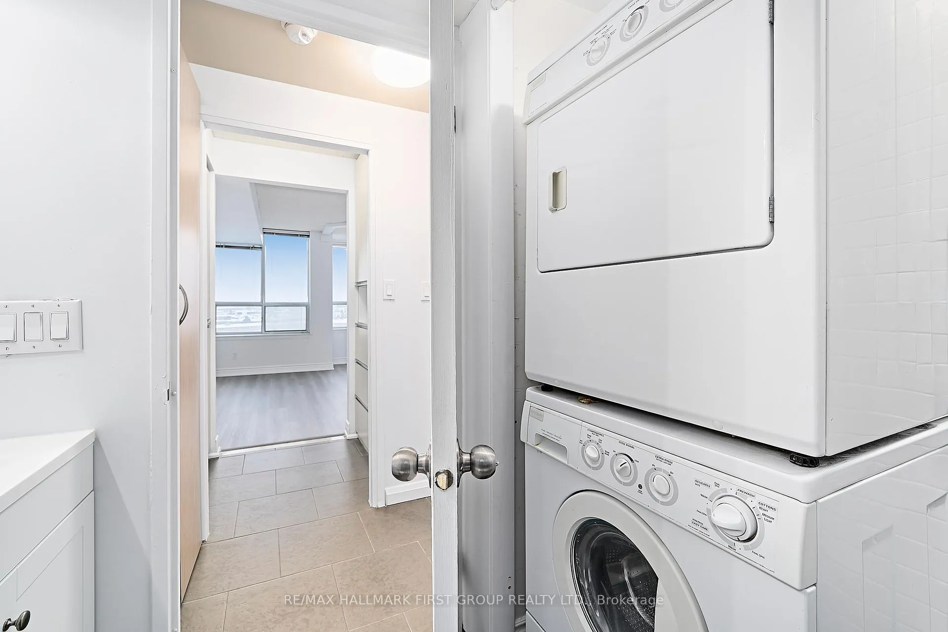 Photo 29 of Unit 801, 1625 Pickering Parkway, Pickering, Village East — HOMEH