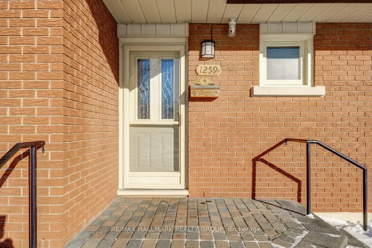 Photo 3 of 1259 Placid Street, Ottawa, Queensway Terrace South/Ridgeview — HOMEH