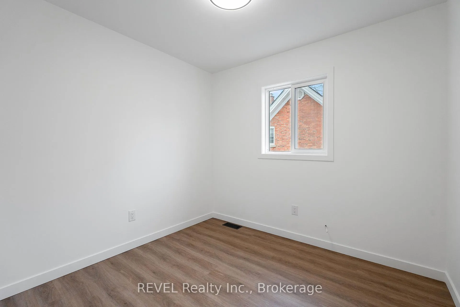 Photo 20 of Unit 2, 1372 Haist St, Pelham, Fonthill — HOMEH