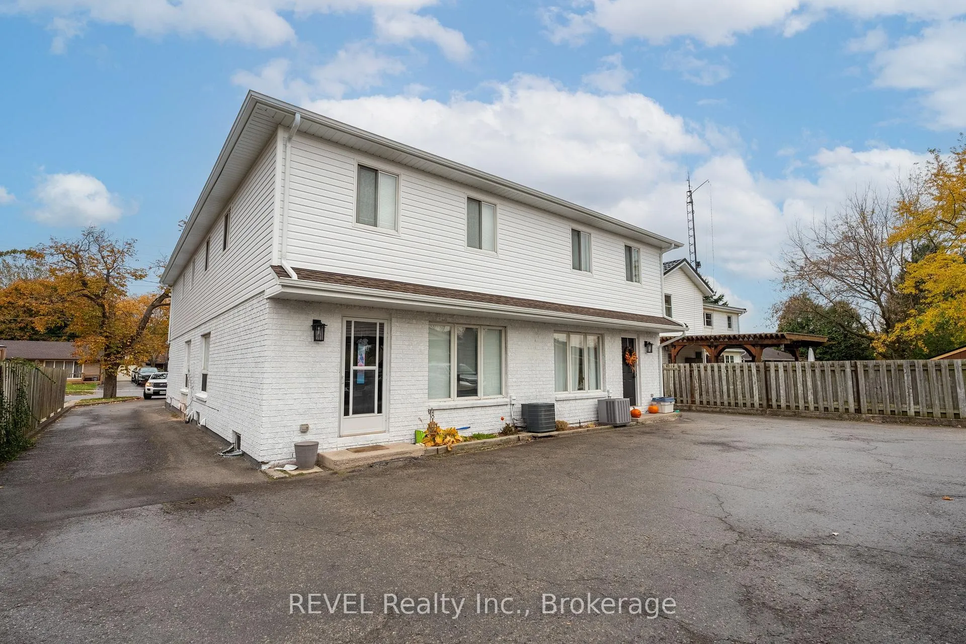 Photo 25 of Unit 2, 1372 Haist St, Pelham, Fonthill — HOMEH