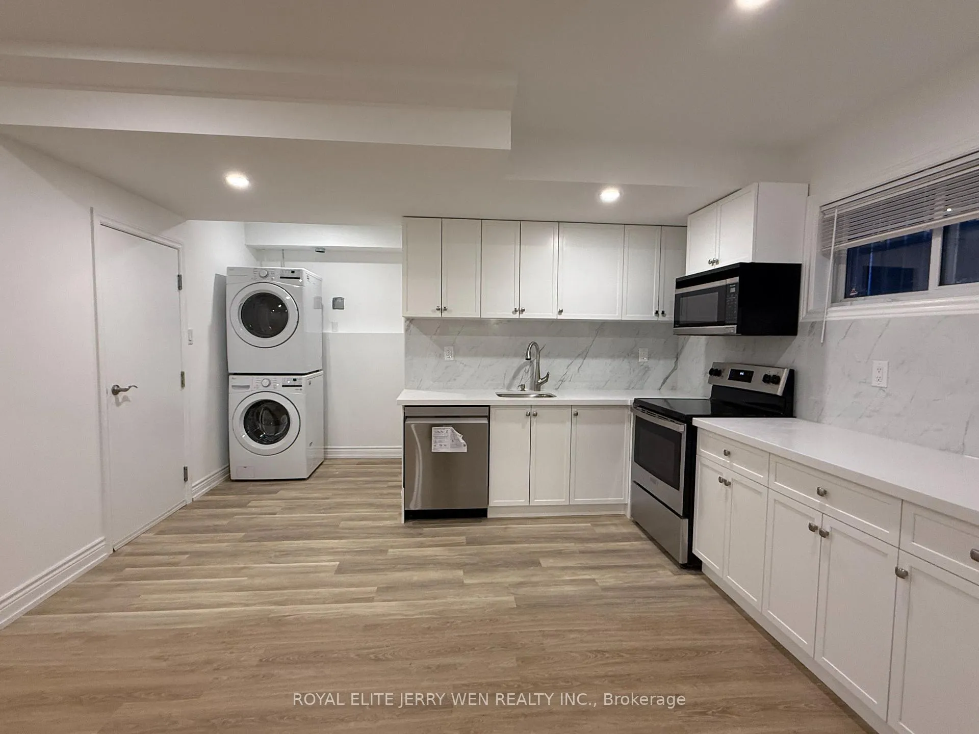 Photo 5 of Unit Basement, 266 Cedarholme Avenue, Georgina, Keswick South — HOMEH