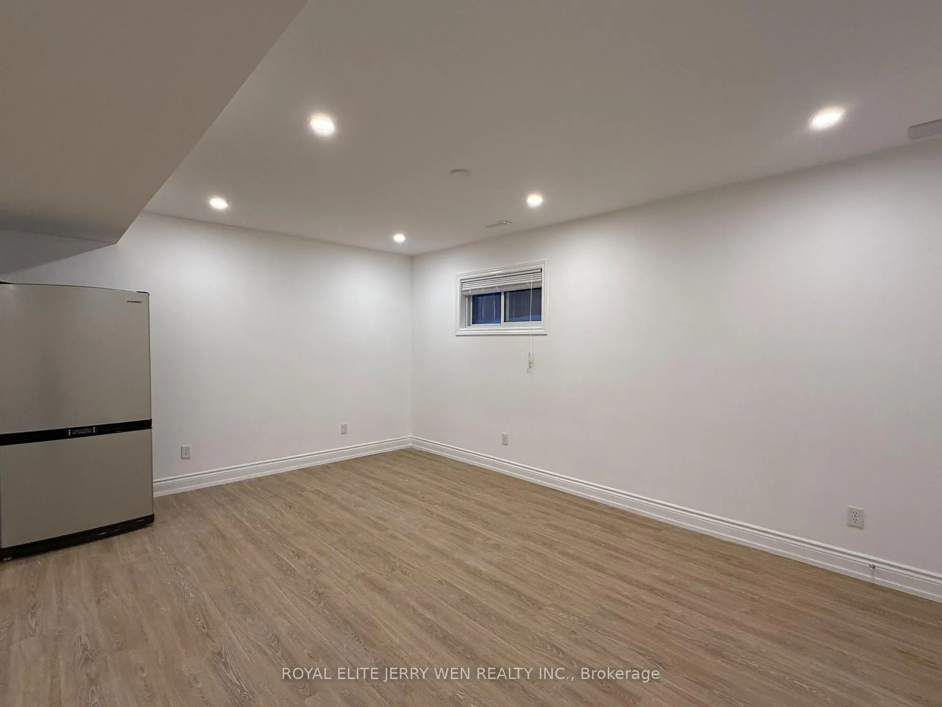 Photo 6 of Unit Basement, 266 Cedarholme Avenue, Georgina, Keswick South — HOMEH