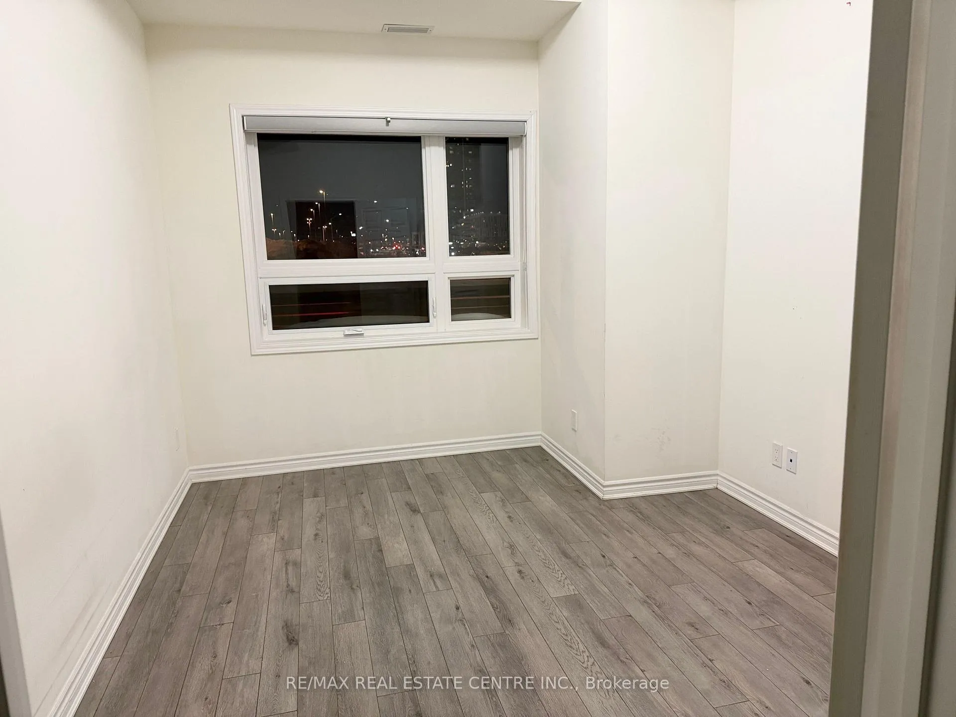 Photo 8 of Unit 108, 200 Lagerfeld Drive, Brampton, Brampton North — HOMEH