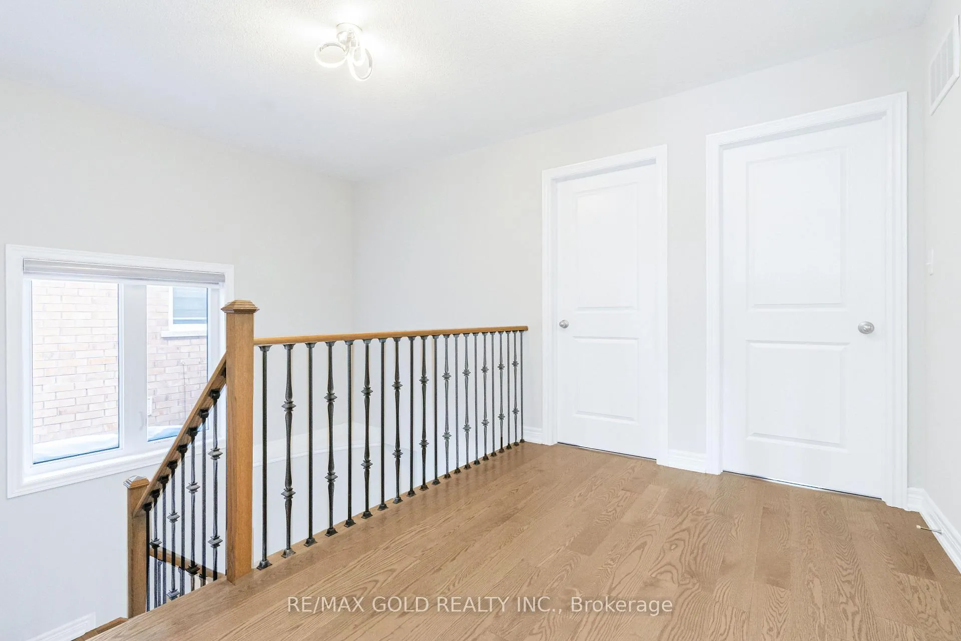 Photo 20 of 5 Dale Meadows Road, Brampton, Northwest Brampton — HOMEH