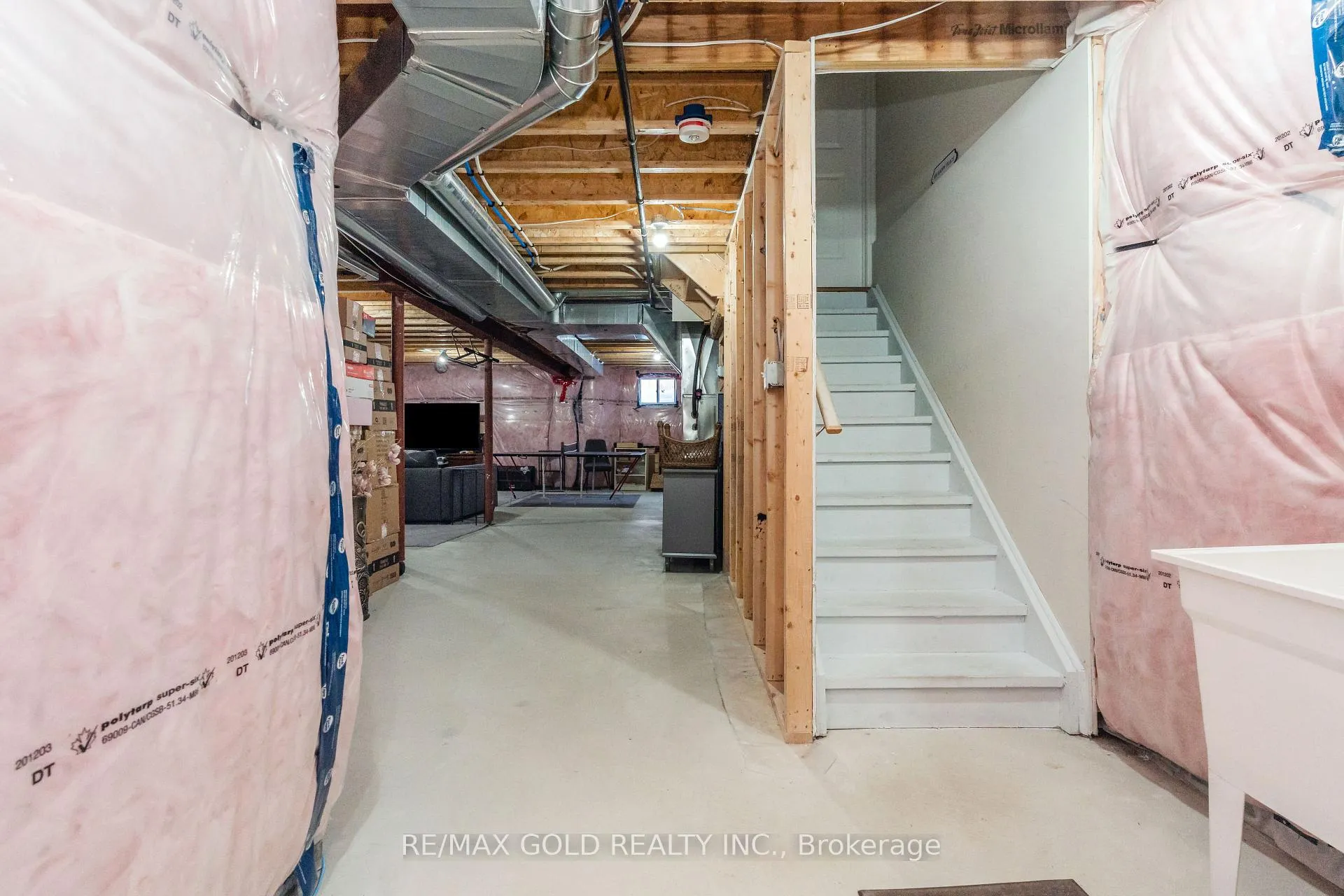 Photo 38 of 5 Dale Meadows Road, Brampton, Northwest Brampton — HOMEH