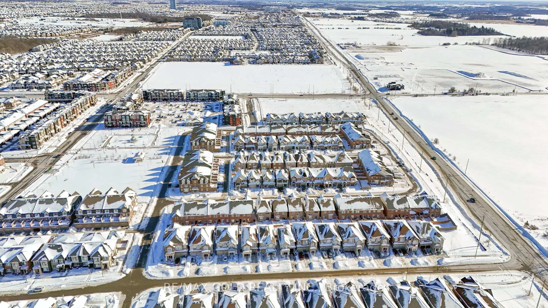 Photo 39 of 5 Dale Meadows Road, Brampton, Northwest Brampton — HOMEH