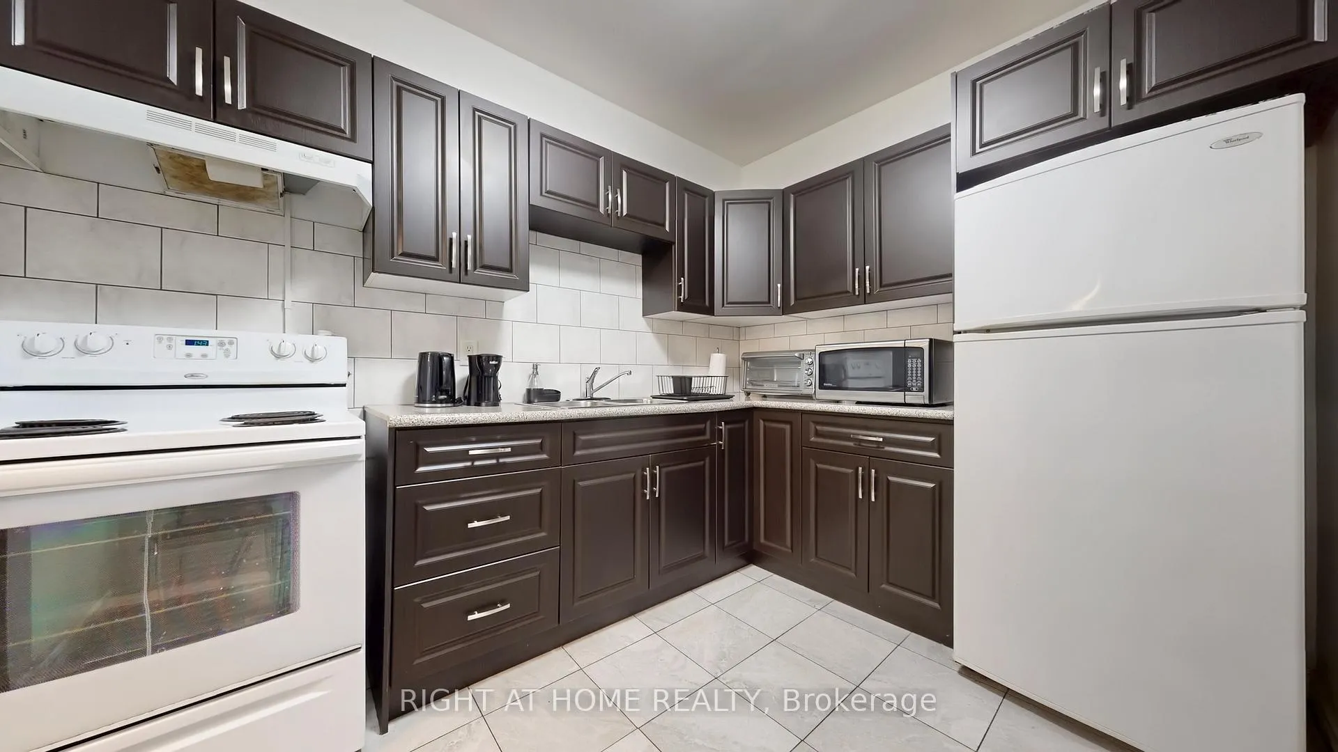 Photo 12 of Unit 219, 5 Massey Square, Toronto, Crescent Town — HOMEH