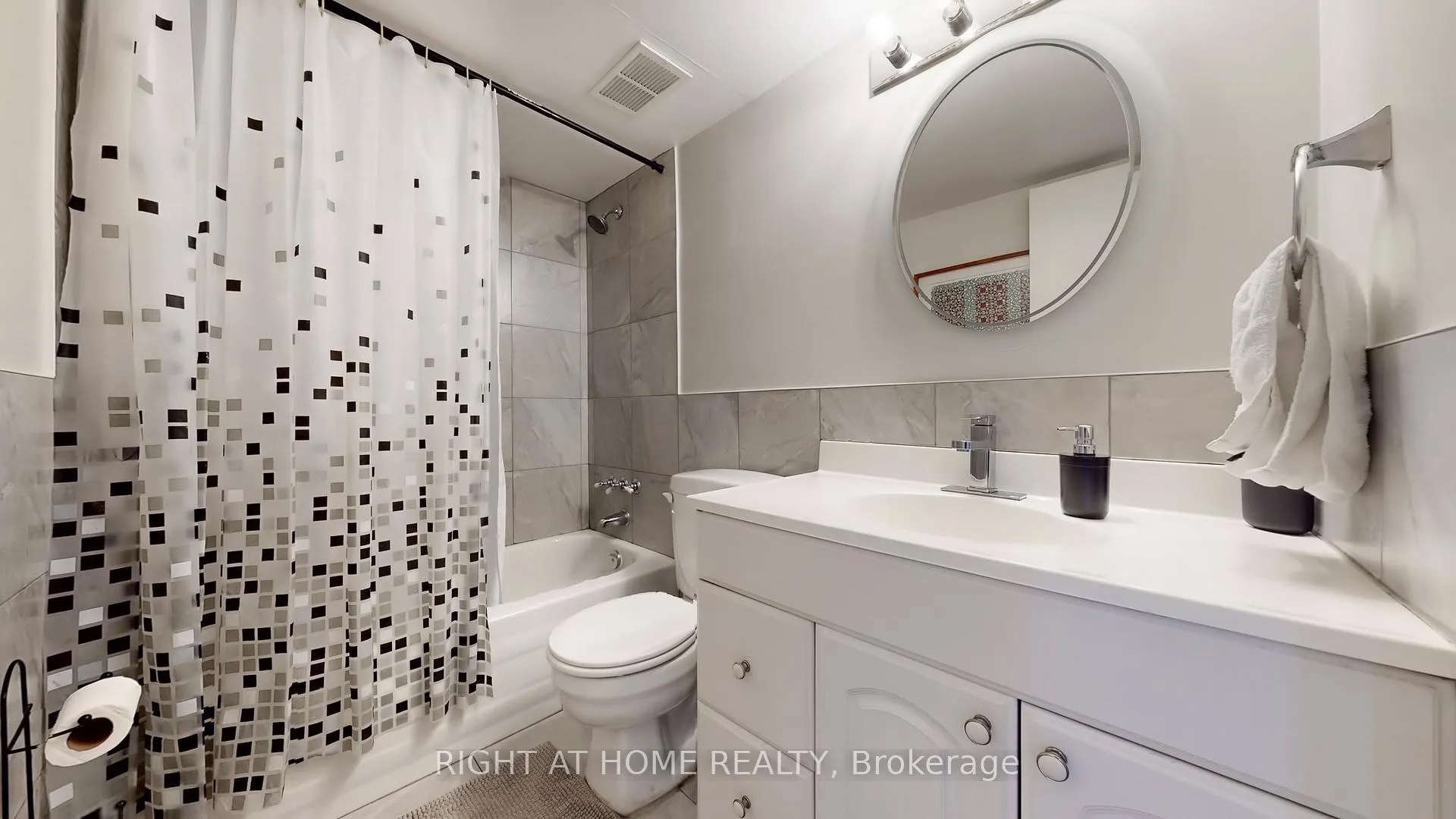 Photo 20 of Unit 219, 5 Massey Square, Toronto, Crescent Town — HOMEH