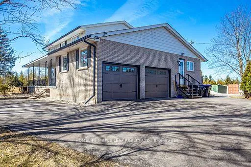 Front of 3252 15th Side Road