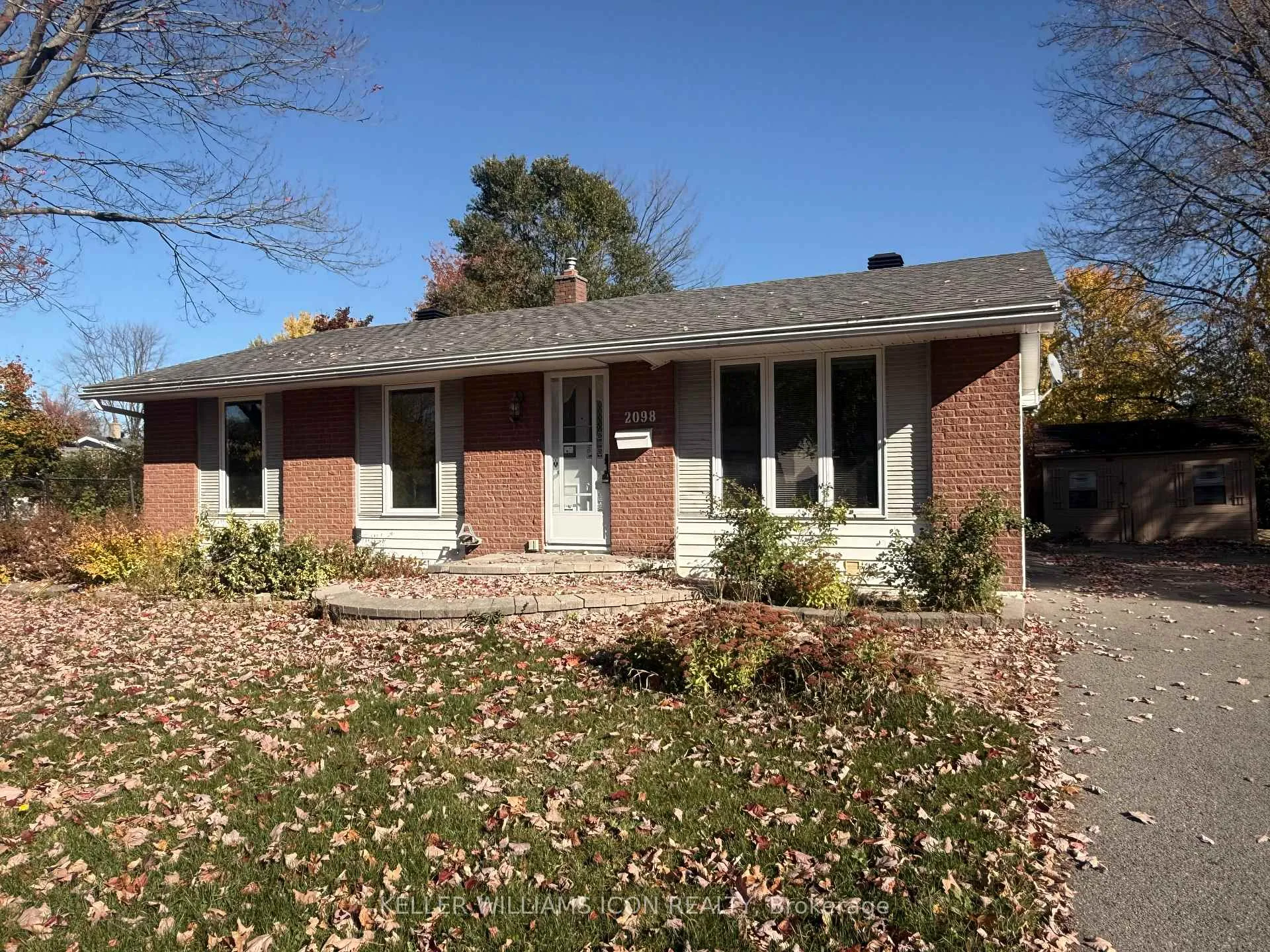 Front of 2098 Fillmore Crescent
