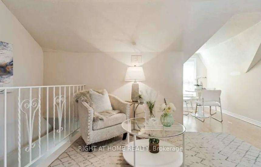 Photo 5 of Unit 301, 27 Hamilton St, Toronto, South Riverdale — HOMEH