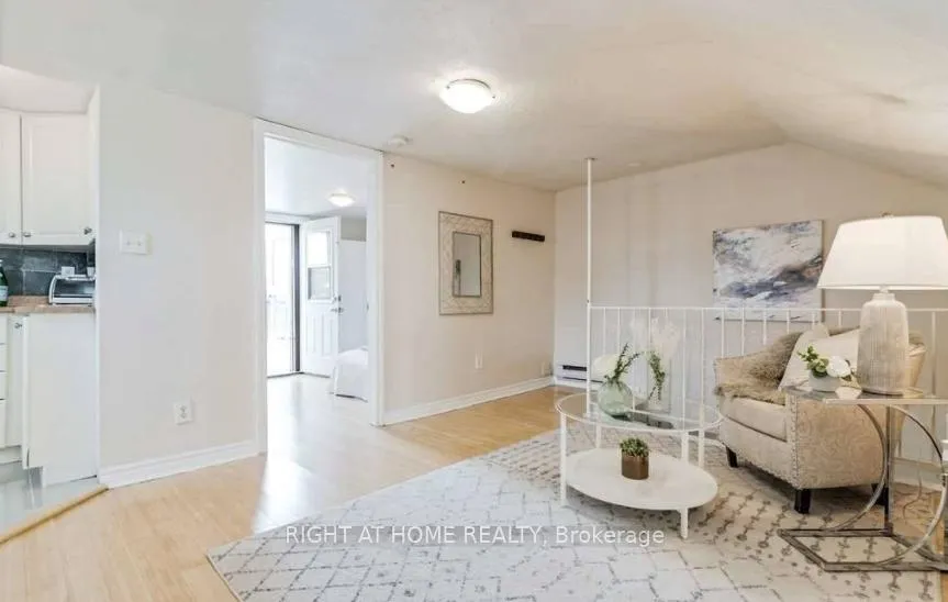 Photo 8 of Unit 301, 27 Hamilton St, Toronto, South Riverdale — HOMEH