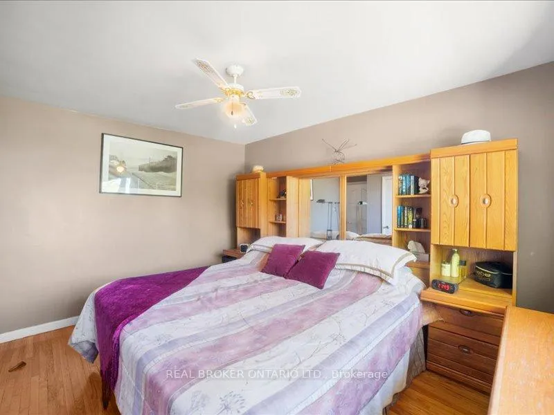 Photo 14 of 931 Bayview Avenue, Whitby, Downtown Whitby — HOMEH