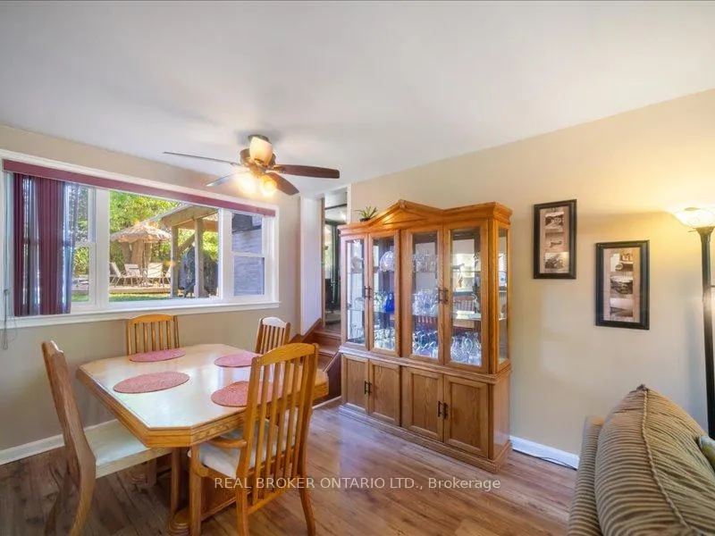 Photo 17 of 931 Bayview Avenue, Whitby, Downtown Whitby — HOMEH