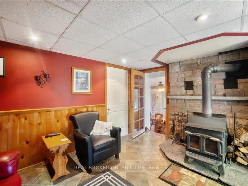 Photo 24 of 931 Bayview Avenue, Whitby, Downtown Whitby — HOMEH